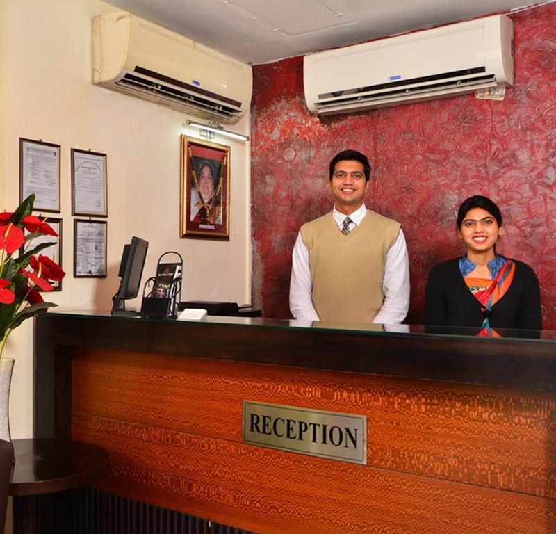Hotel Shanti Palace West New Delhi Exterior photo